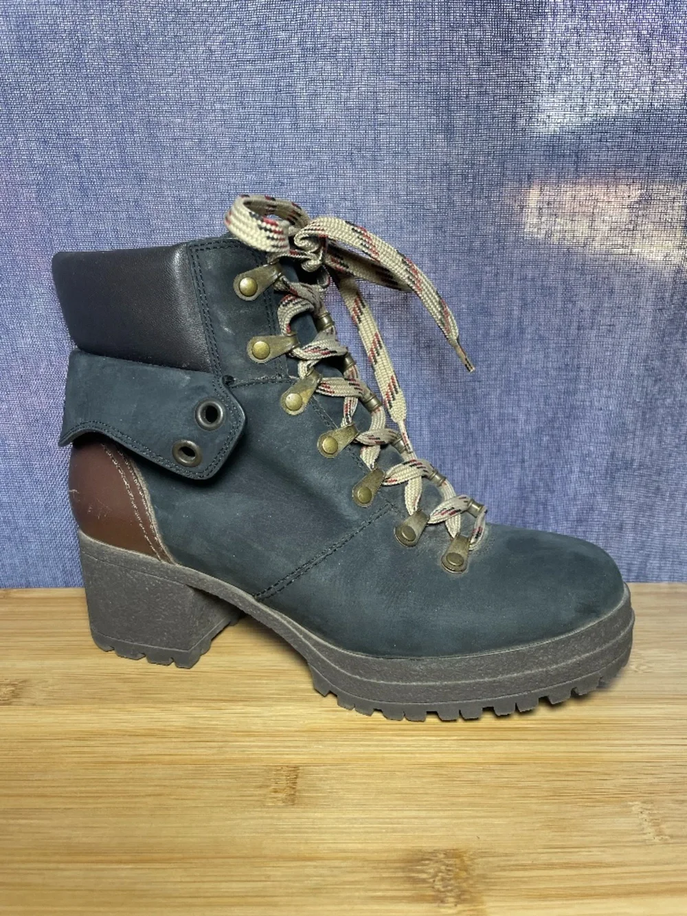 See By Chloe Eileen Block Heel Combat Boots Black Brown Cuff Lace Up Hiking 38 8